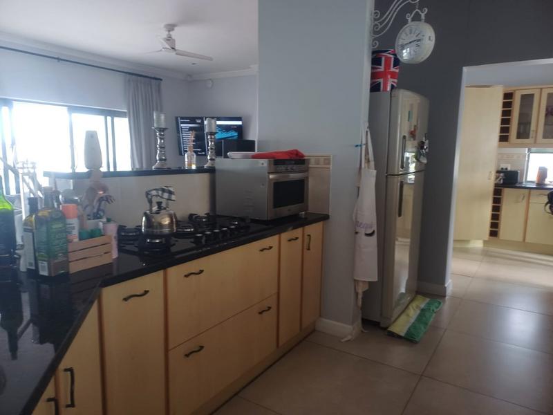 To Let 4 Bedroom Property for Rent in Robberg Ridge Western Cape